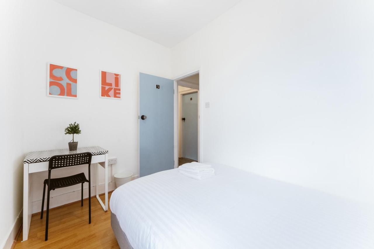 Mile End Double Rooms 86A Londra Exterior foto